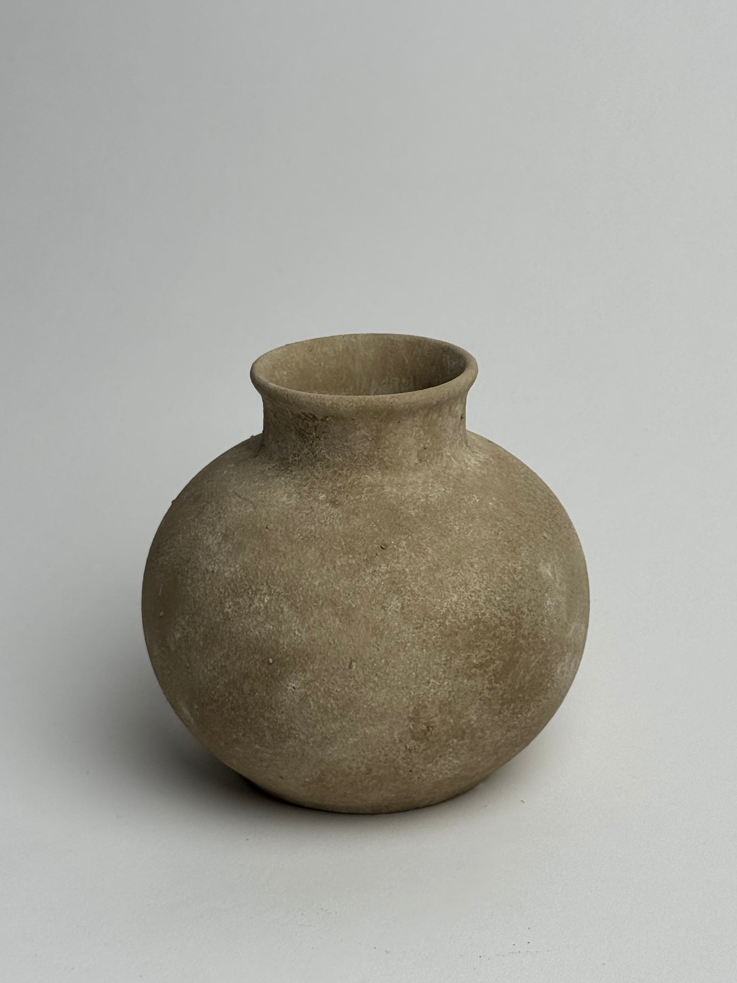 Up-Cycled | Small Brown Beige Rounded Pot