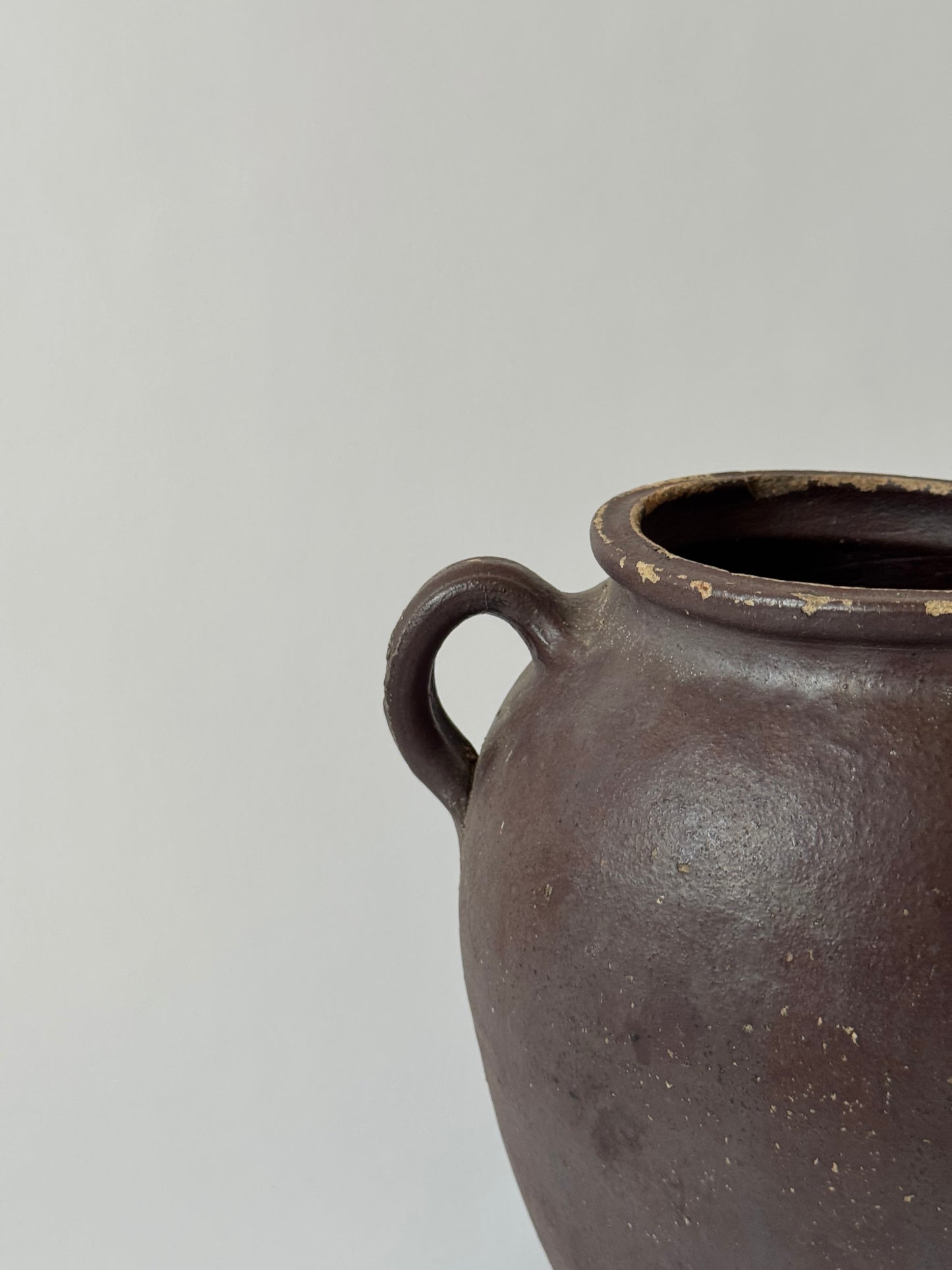 Plumb Twin Handle Rounded Pot