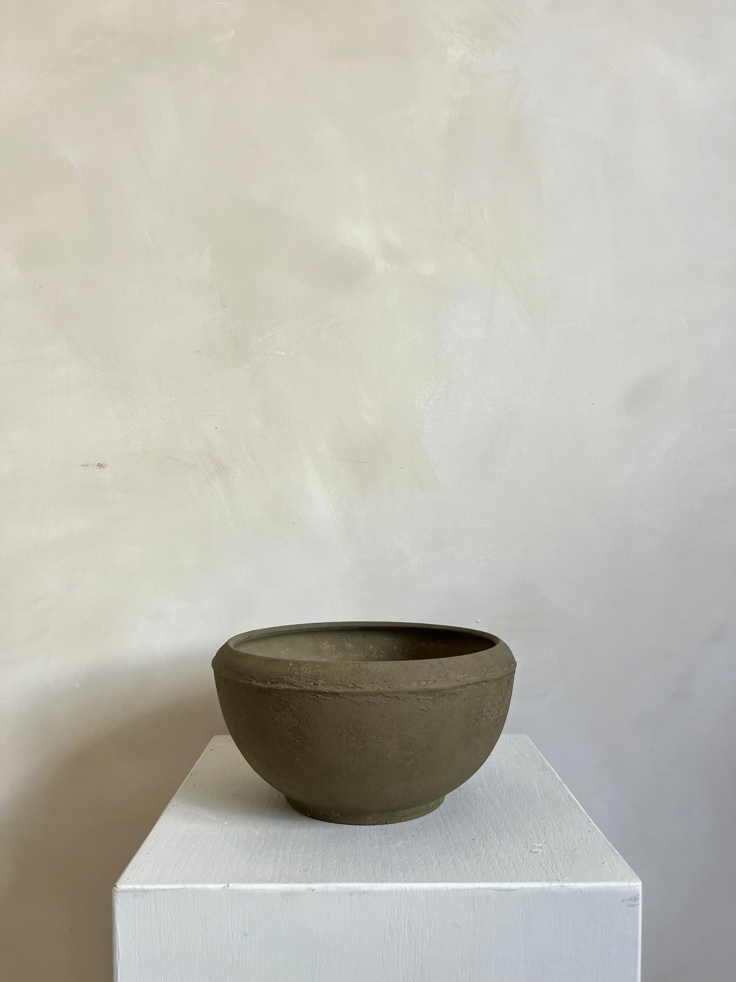 EARTH  | earthy brown line detail decorative bowl