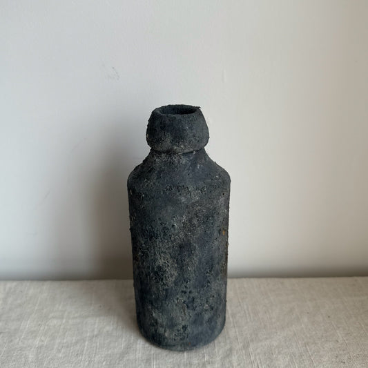 STORM  |  small dark textured vase