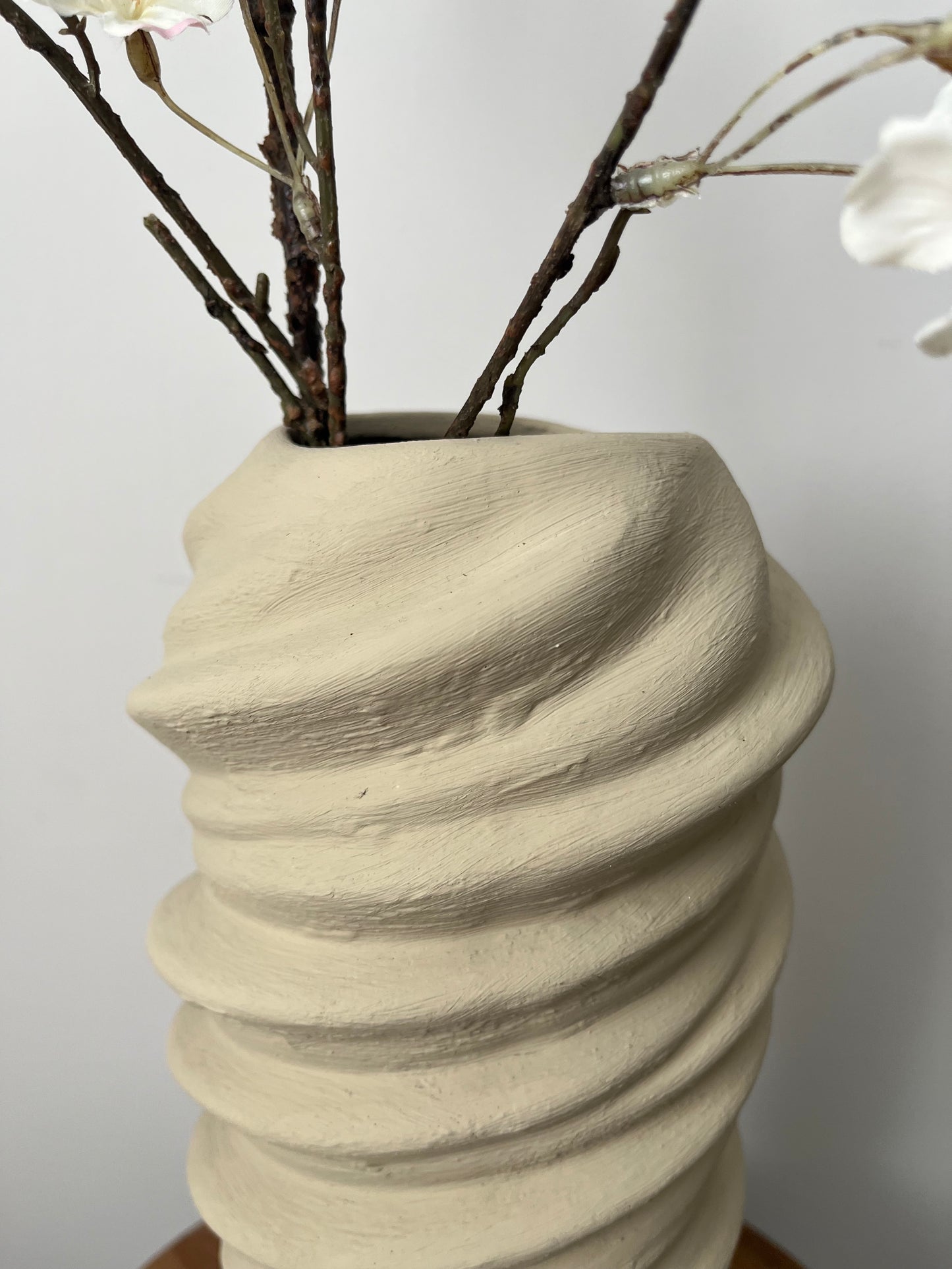 CLOUD  |  soft beige swirl quirky vase