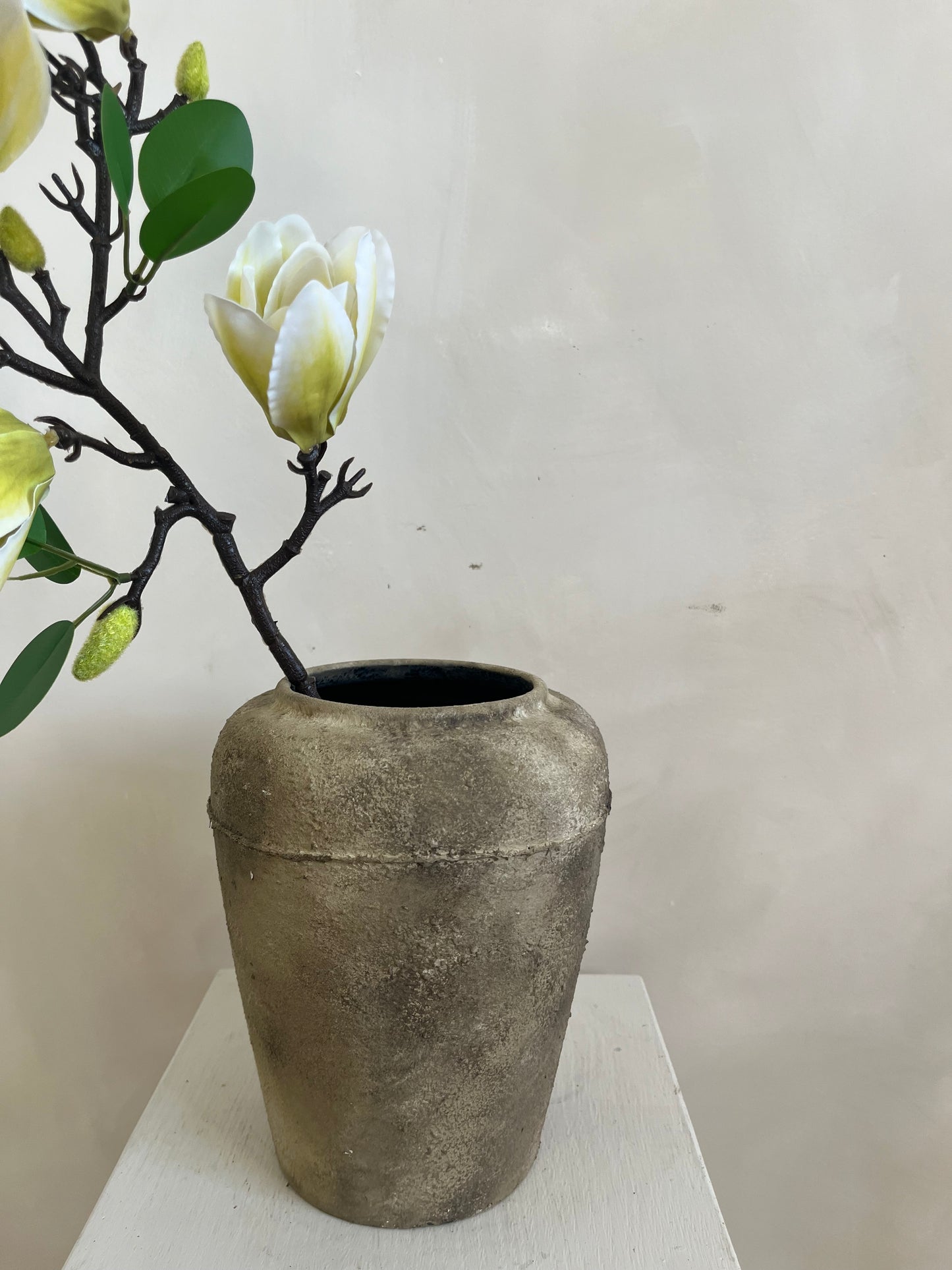 EARTH  |  textured earthy line detail vase