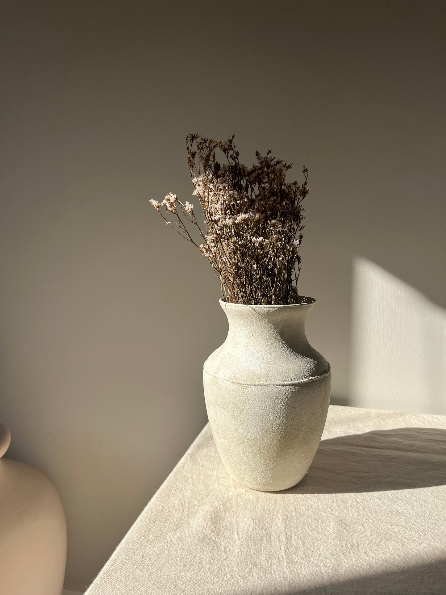 CLOUD  |  light beige stone effect line detail tapered vase