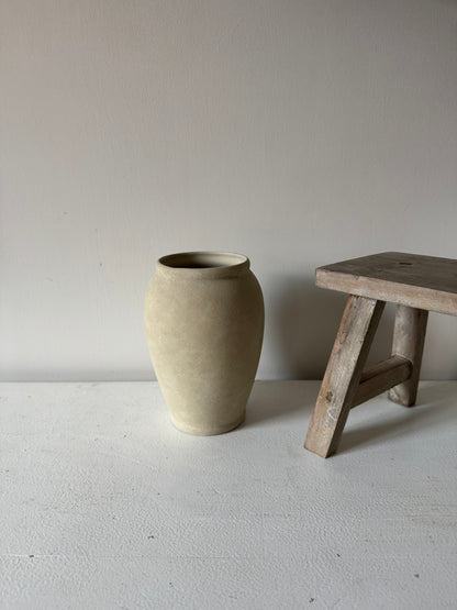 CLOUD  |  light beige classic vase