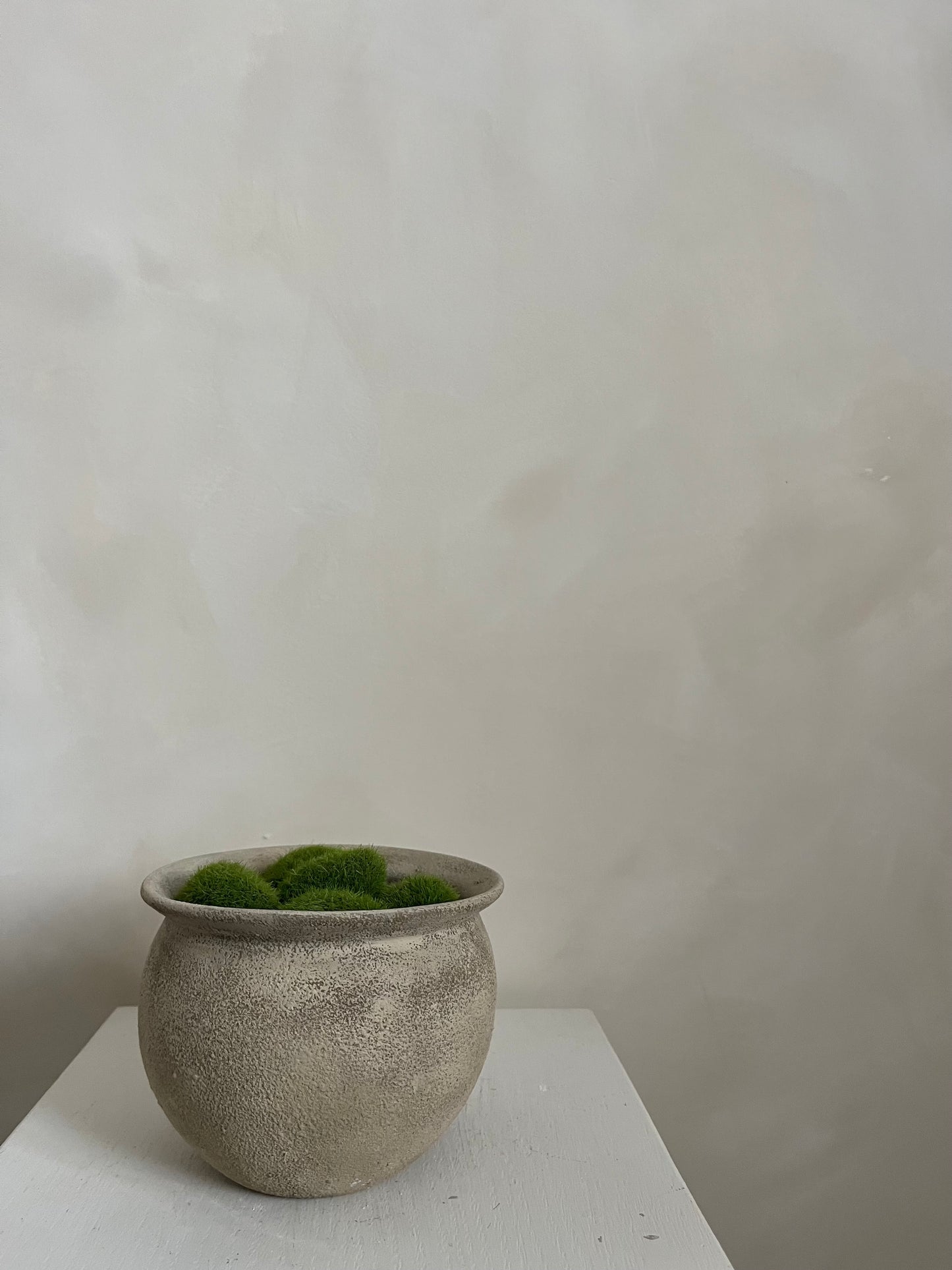 EARTH  |  light brown textured pot