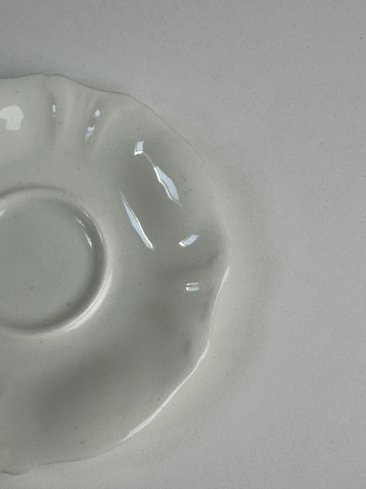 Victorian antique white glazed trinket dish
