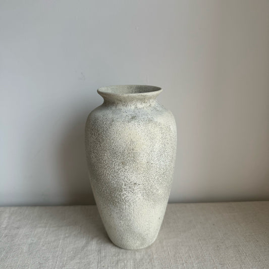 CLOUD  |  light greige stone effect vase