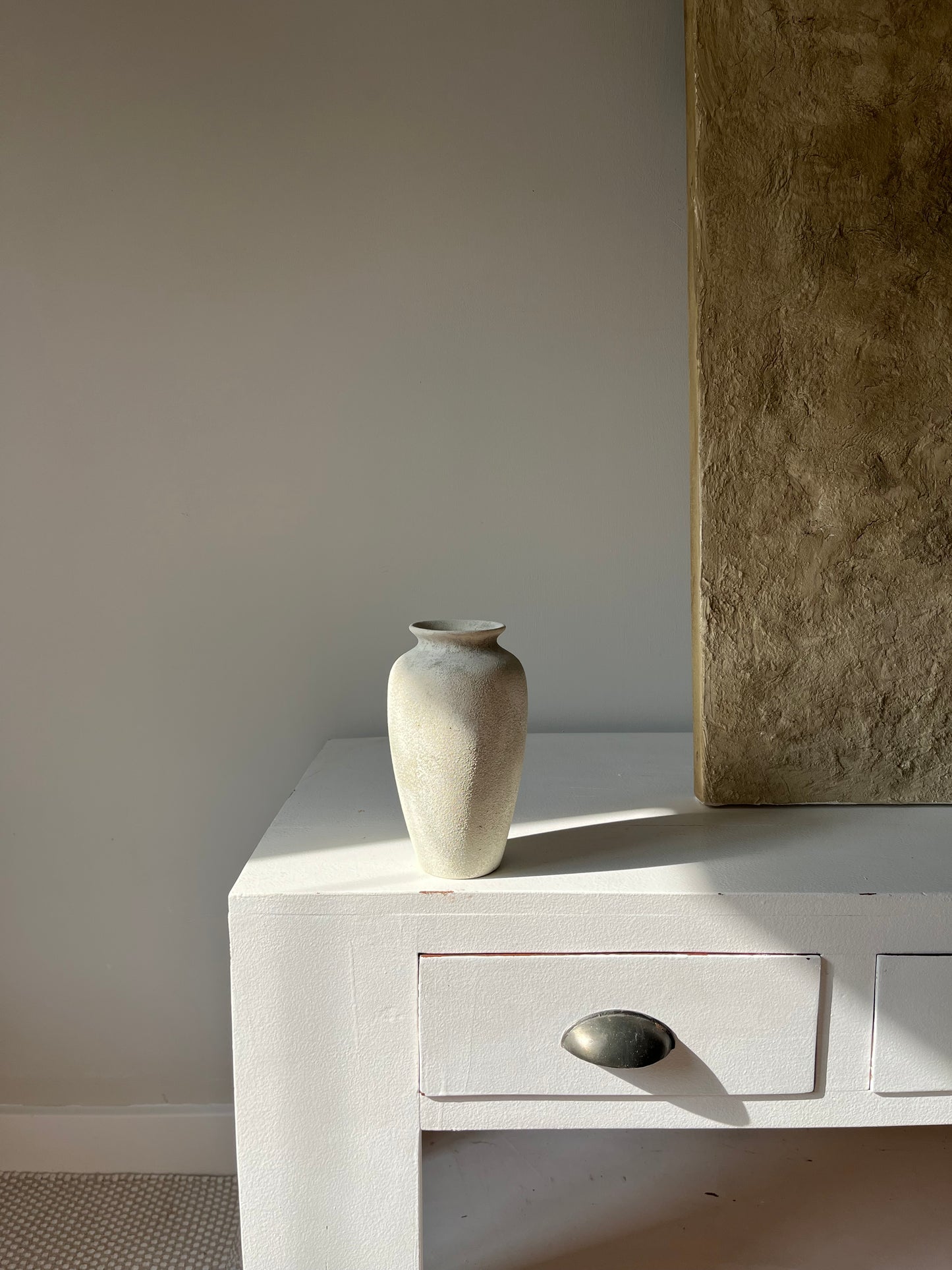 CLOUD  |  light greige stone effect vase