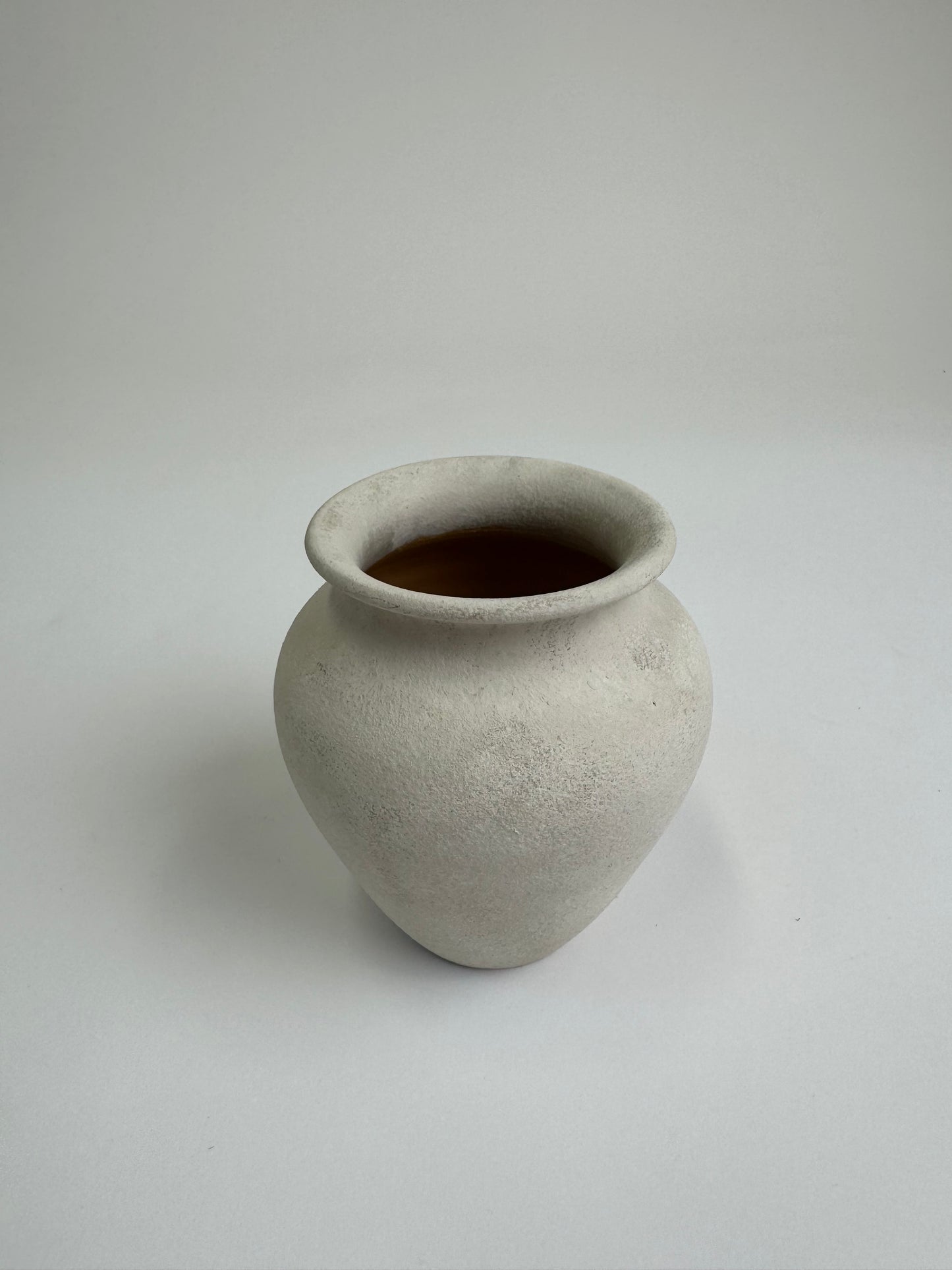 Up-cycled  |  light beige /off-white small classic urn