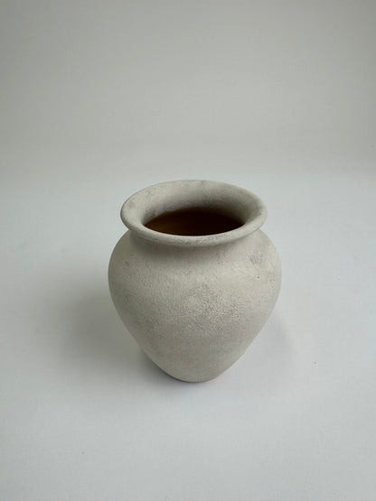 Up-cycled  |  light beige /off-white small classic urn