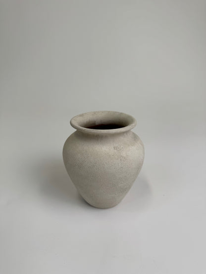 Up-cycled  |  light beige /off-white small classic urn