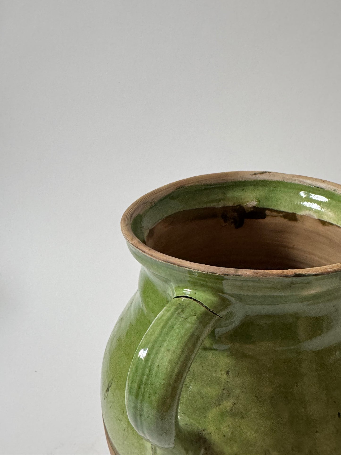 Light Green Half Glaze Vessel