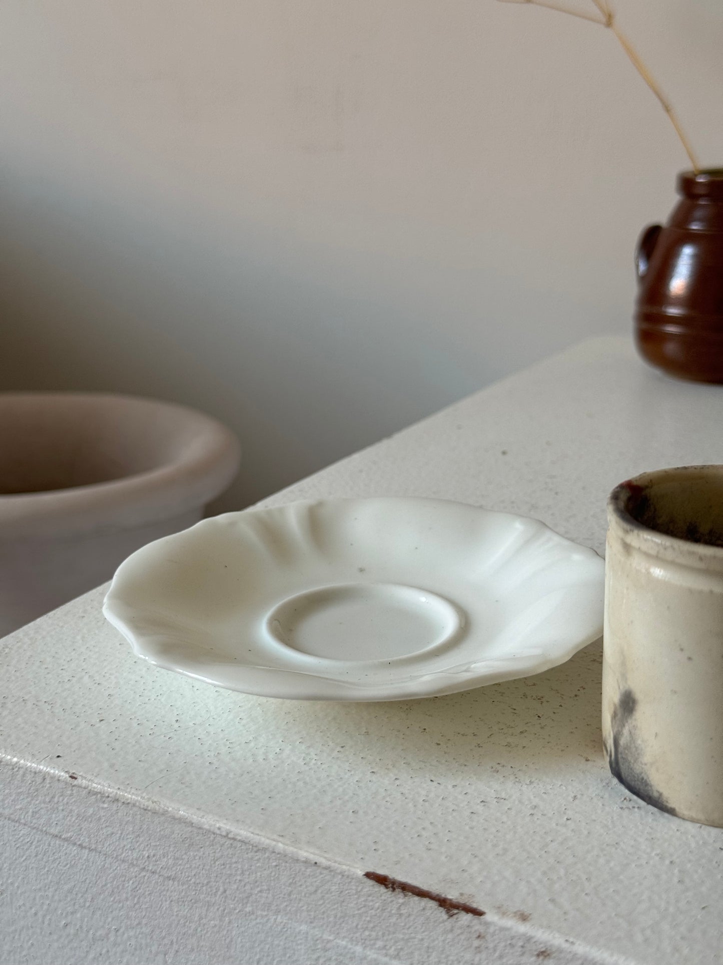Victorian antique white glazed trinket dish