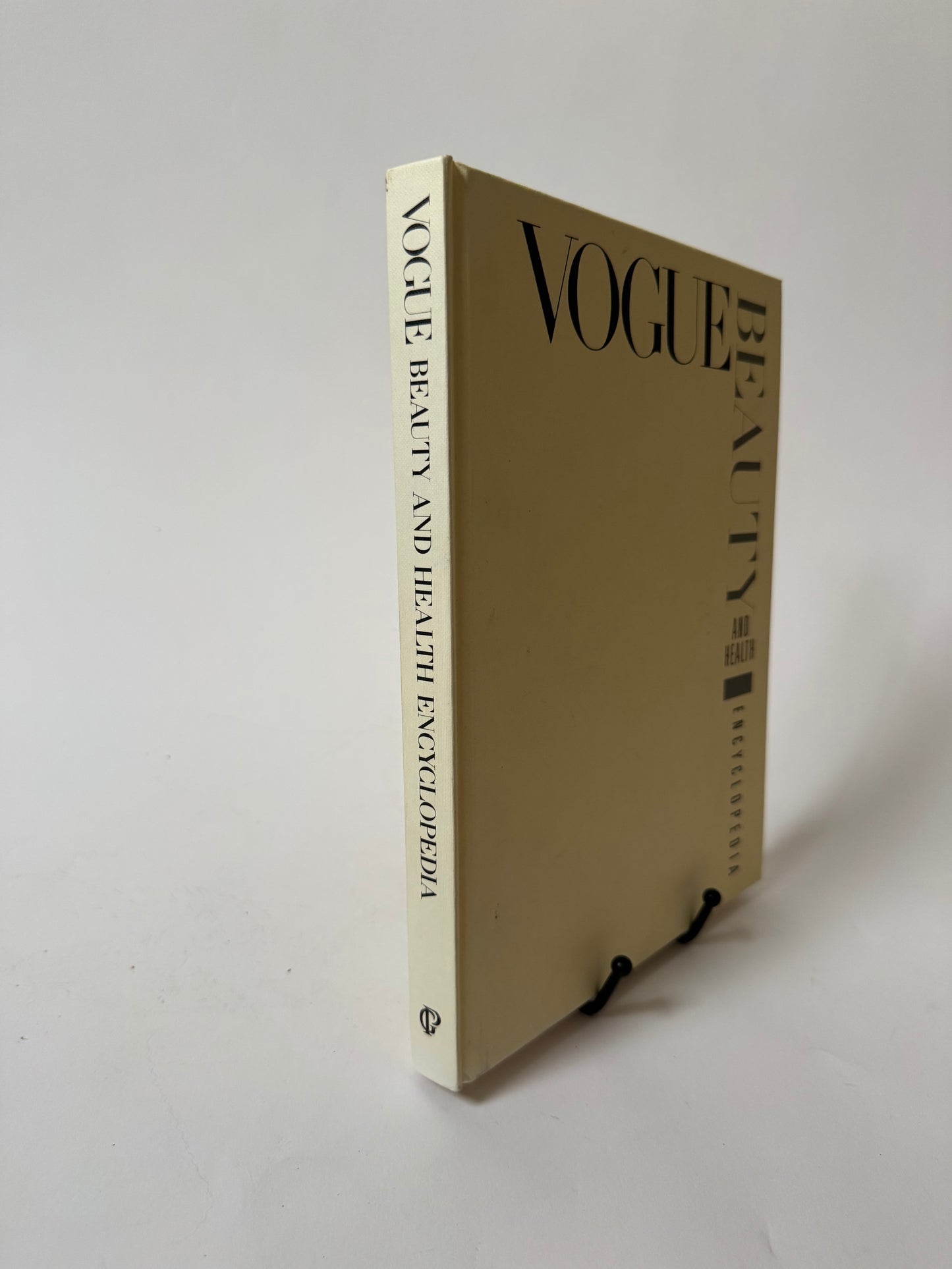 'VOGUE Beauty and Health Encyclopedia' Book