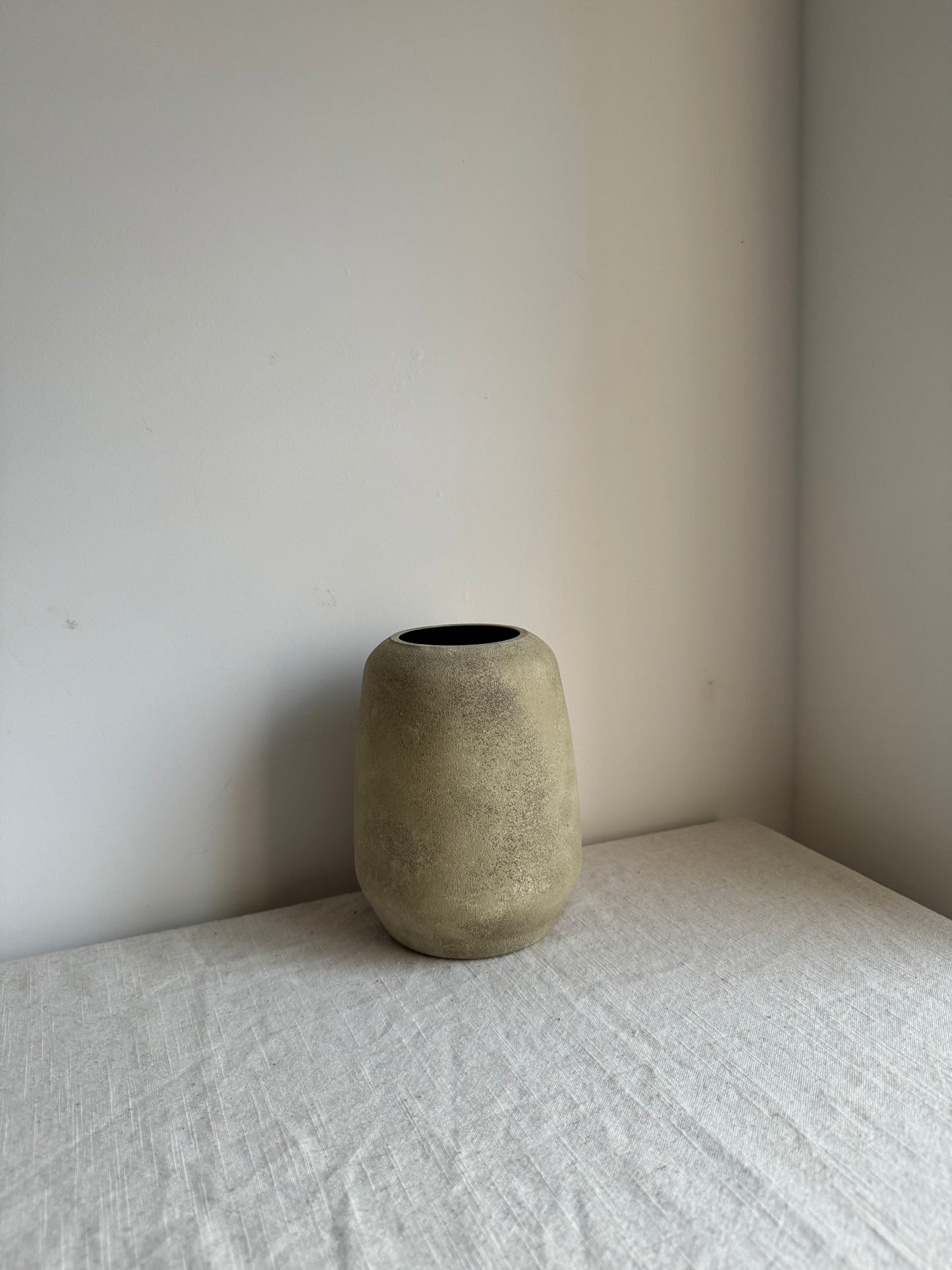 EARTH  |  warm brown square tapered vase