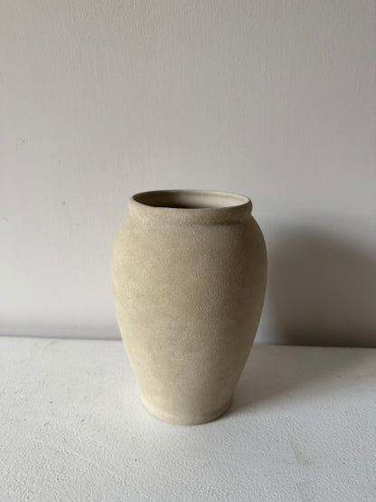 CLOUD  |  light beige classic vase