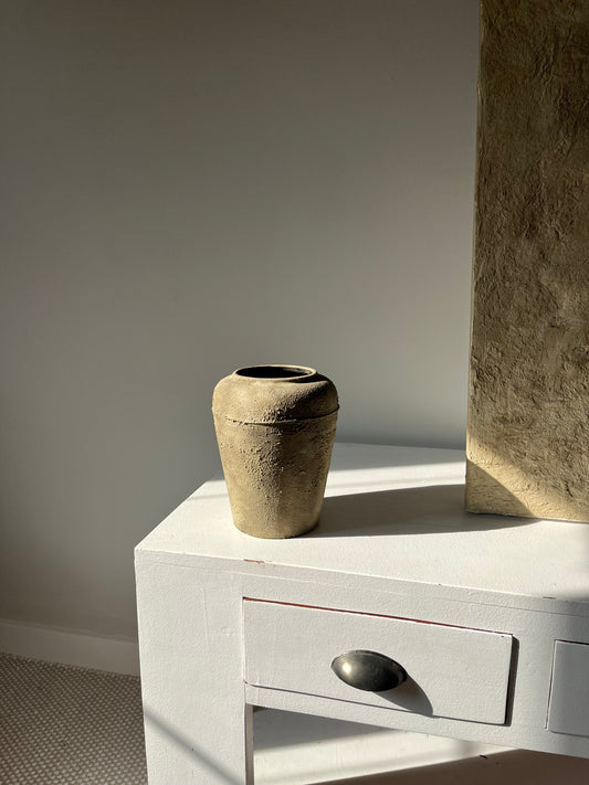 EARTH  |  textured earthy line detail vase