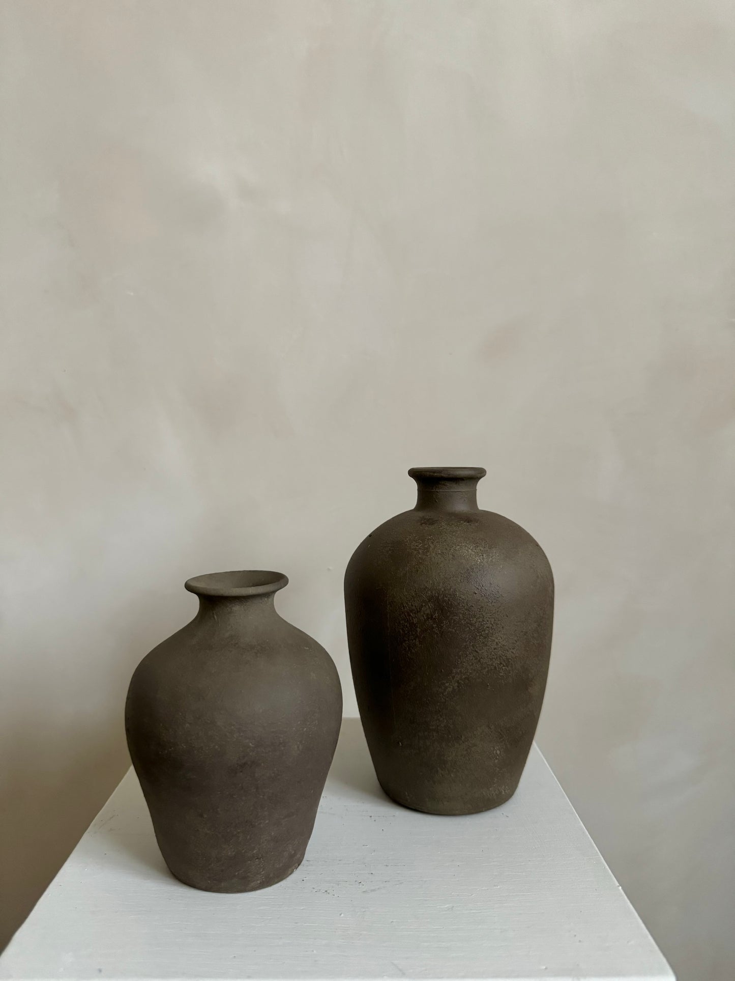 EARTH  |  Small dark earthy brown vase