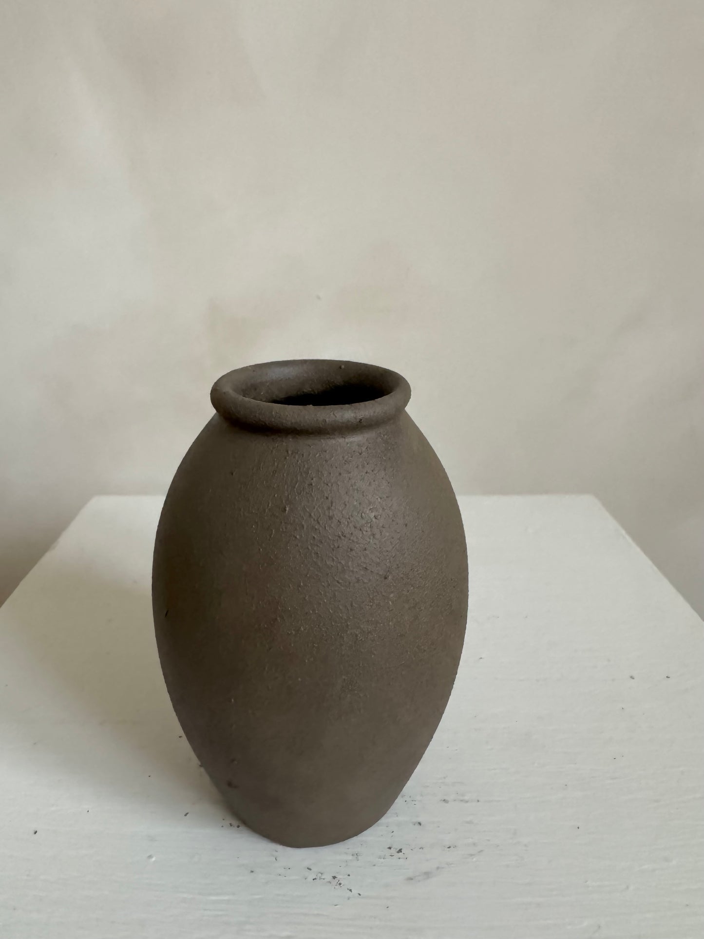 EARTH  |  Mini dark earthy brown vase