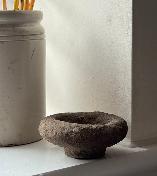 Handmade | Papier-maché pinch bowl
