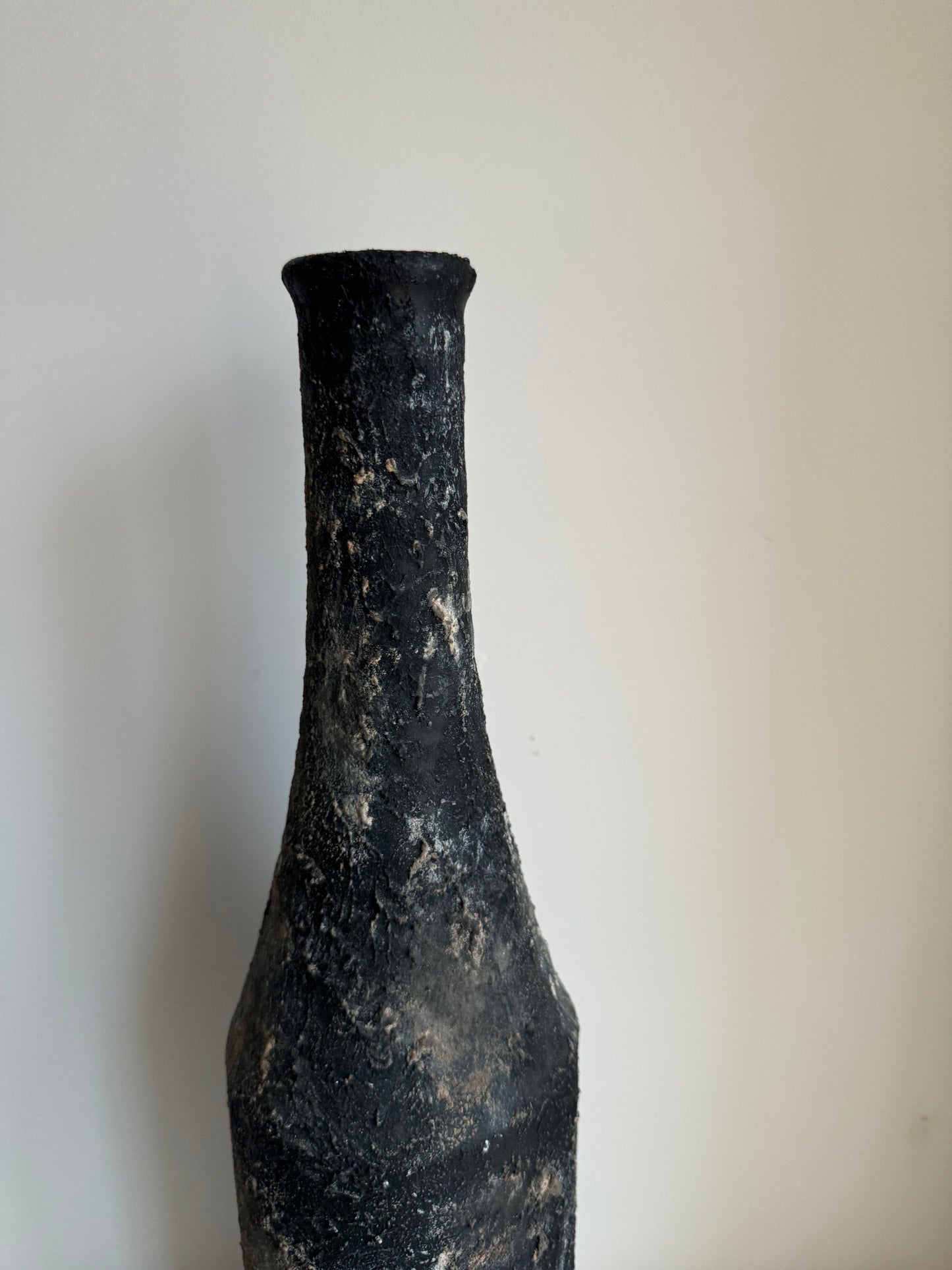 STORM  |  textured black/brown bottle style vase