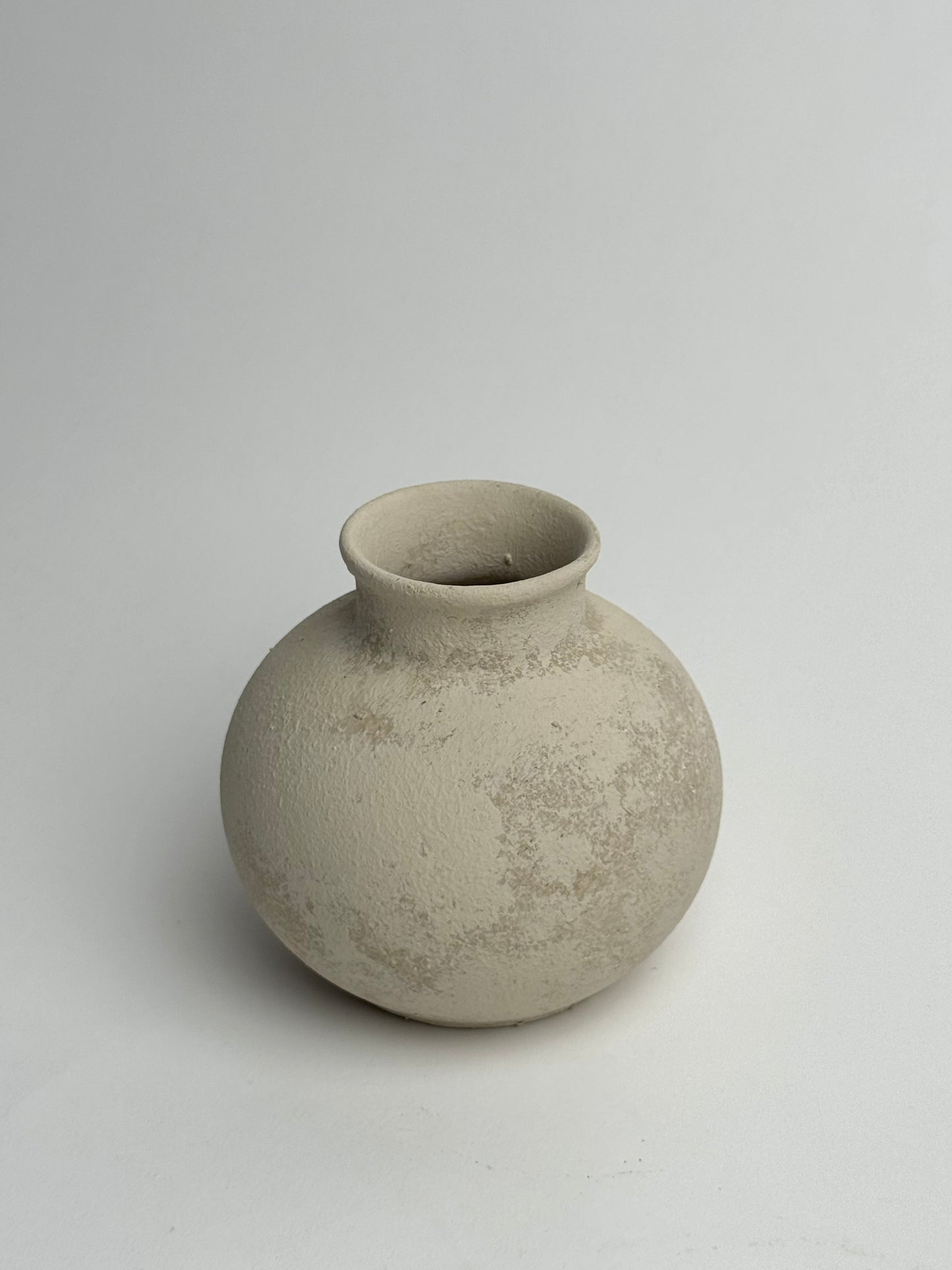 Up-Cycled | Soft Beige Small Rounded Pot