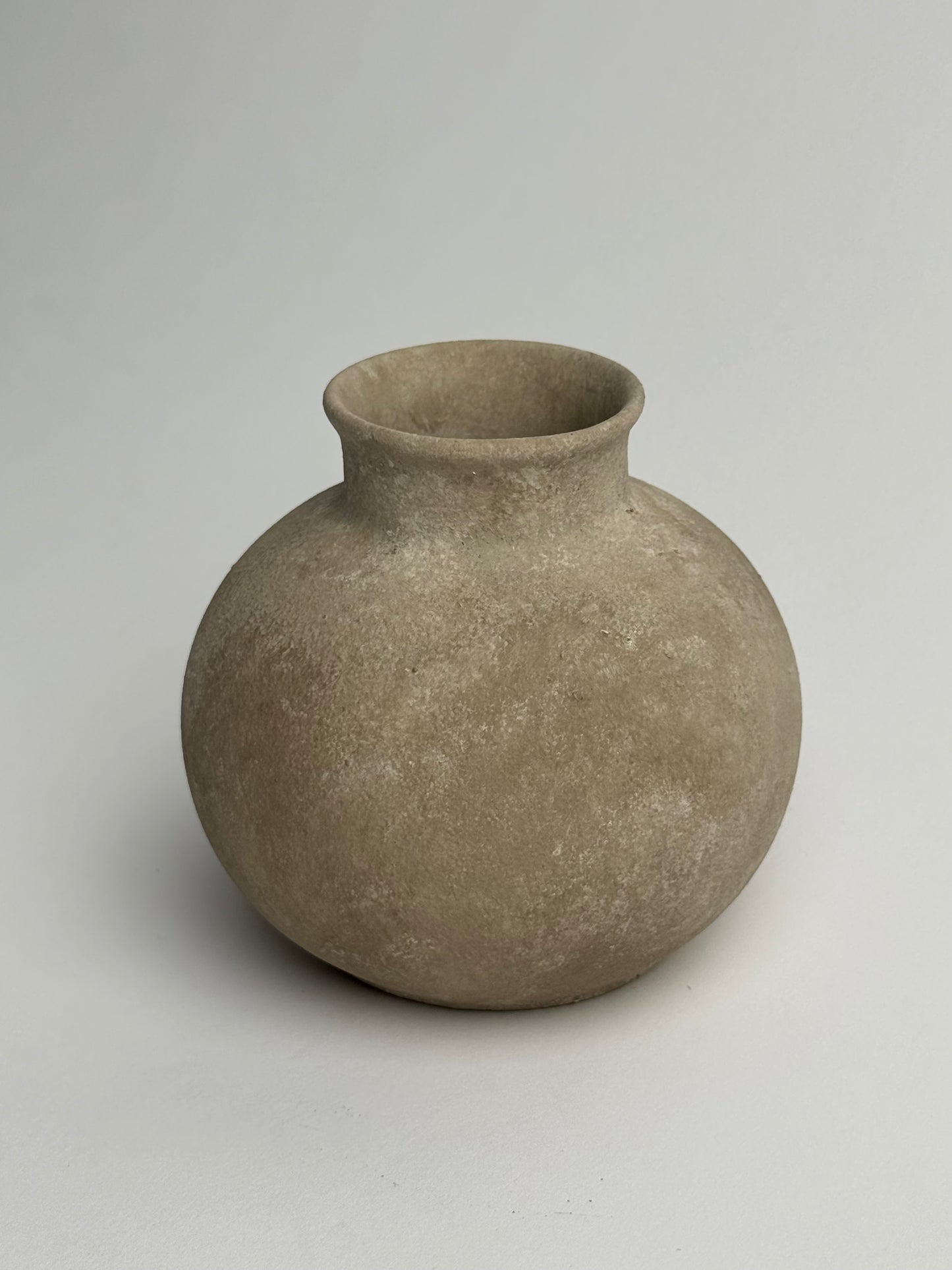 Up-Cycled | Small Brown Beige Rounded Pot