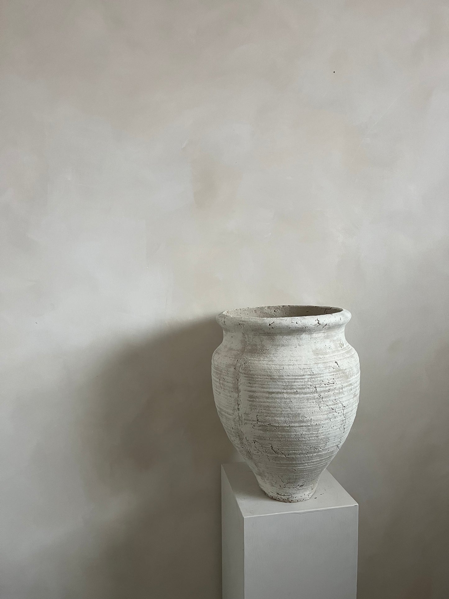 CLOUD  |  large neutral rustic vessel