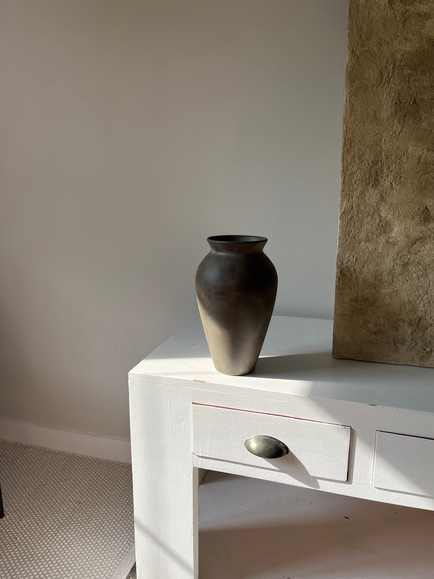 EARTH  |  dark brown classic slim vase