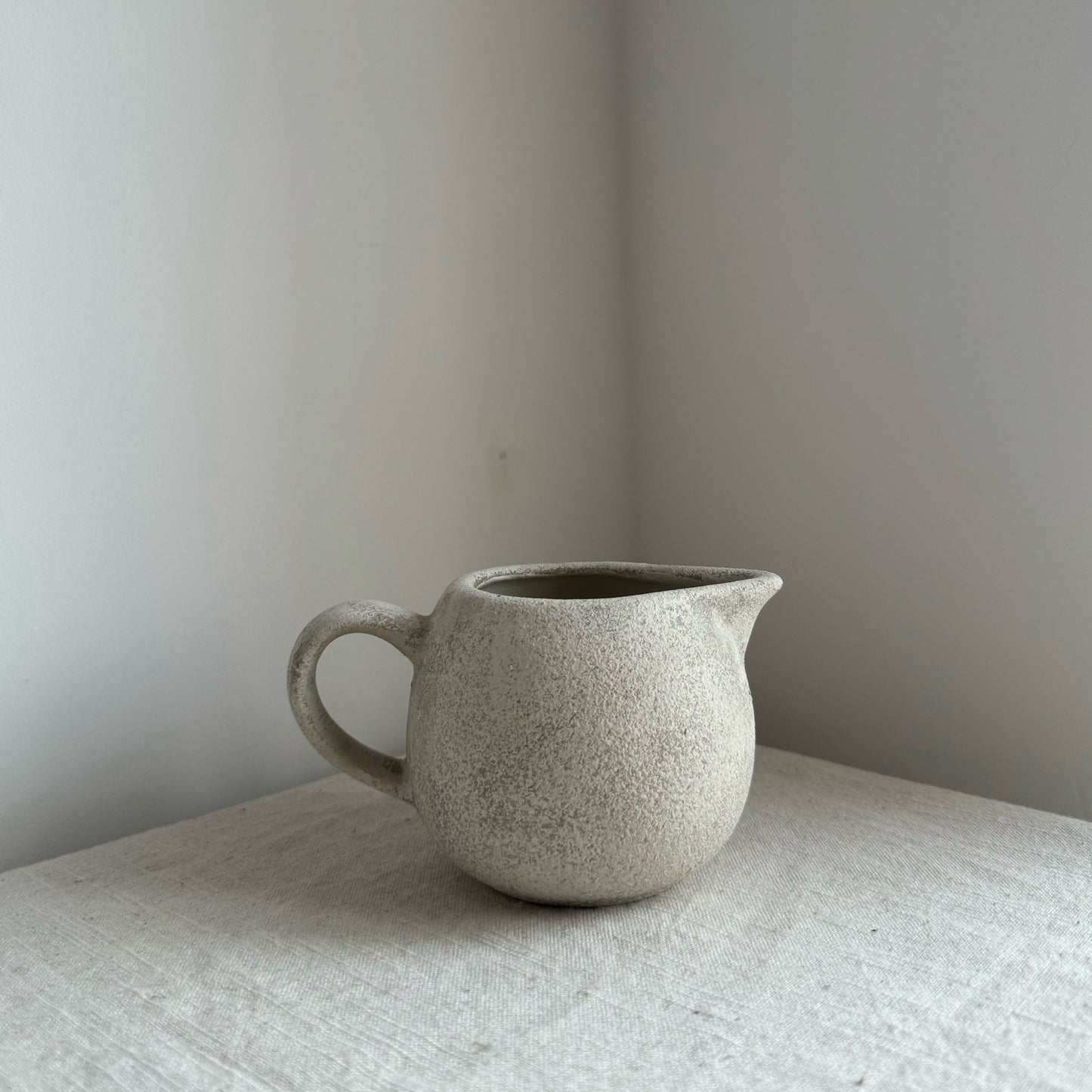 CLOUD  |  small rustic jug-style vase