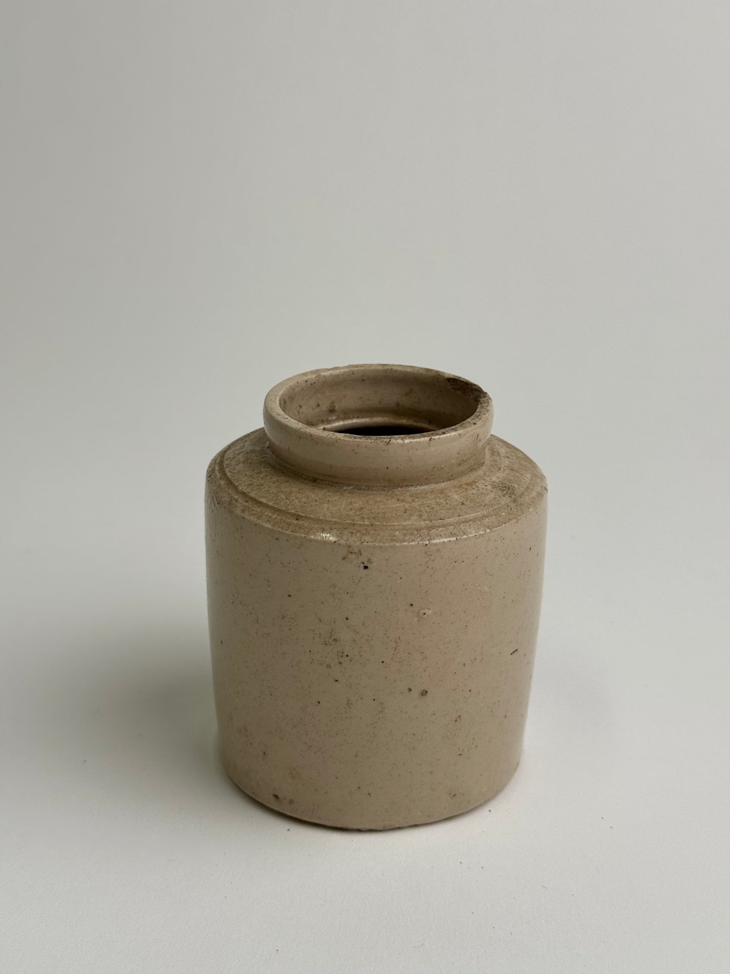 Small Vintage Oatmeal Glaze Stoneware Pot