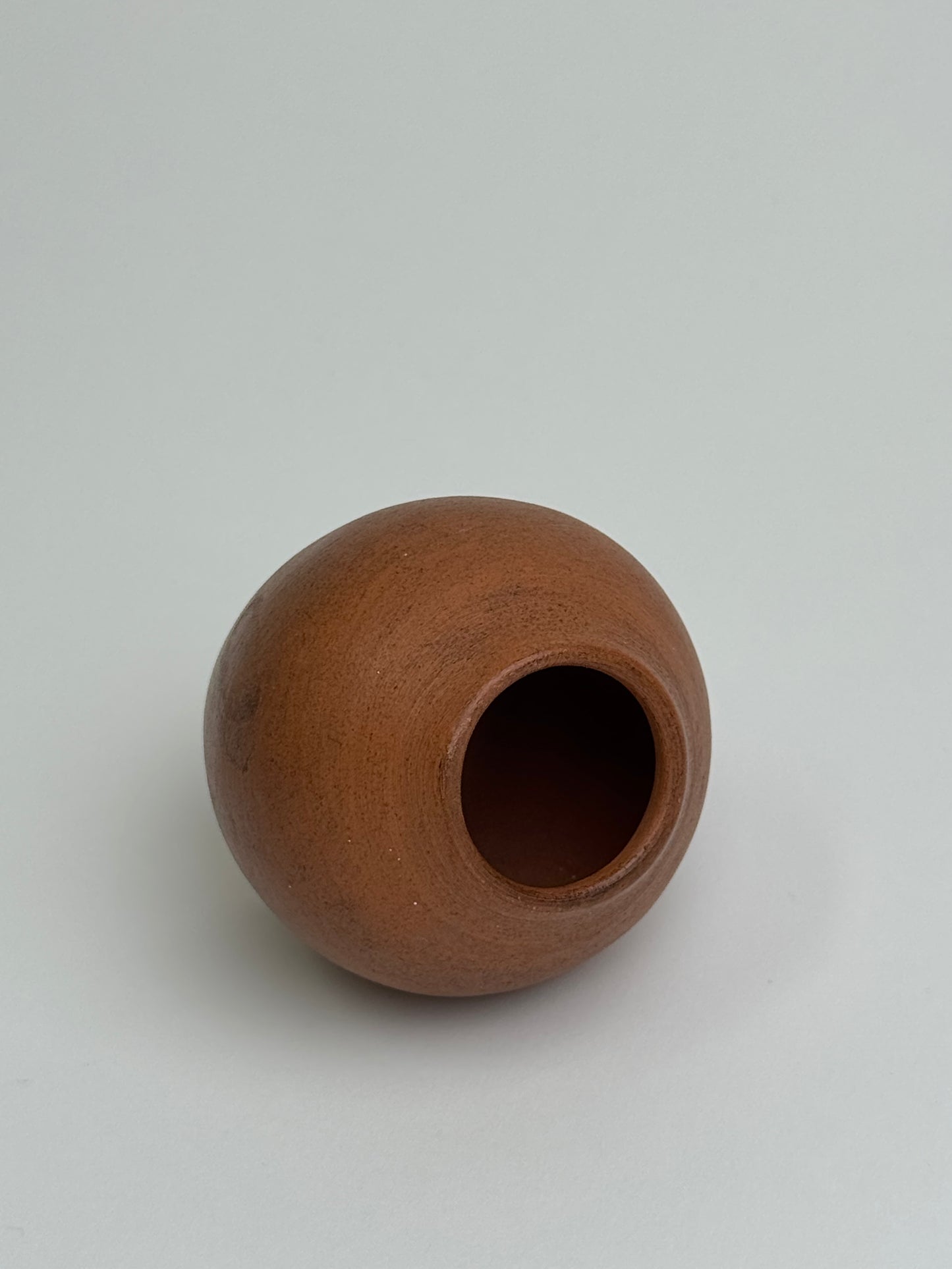 Mini Vintage Rounded Terracotta Pot