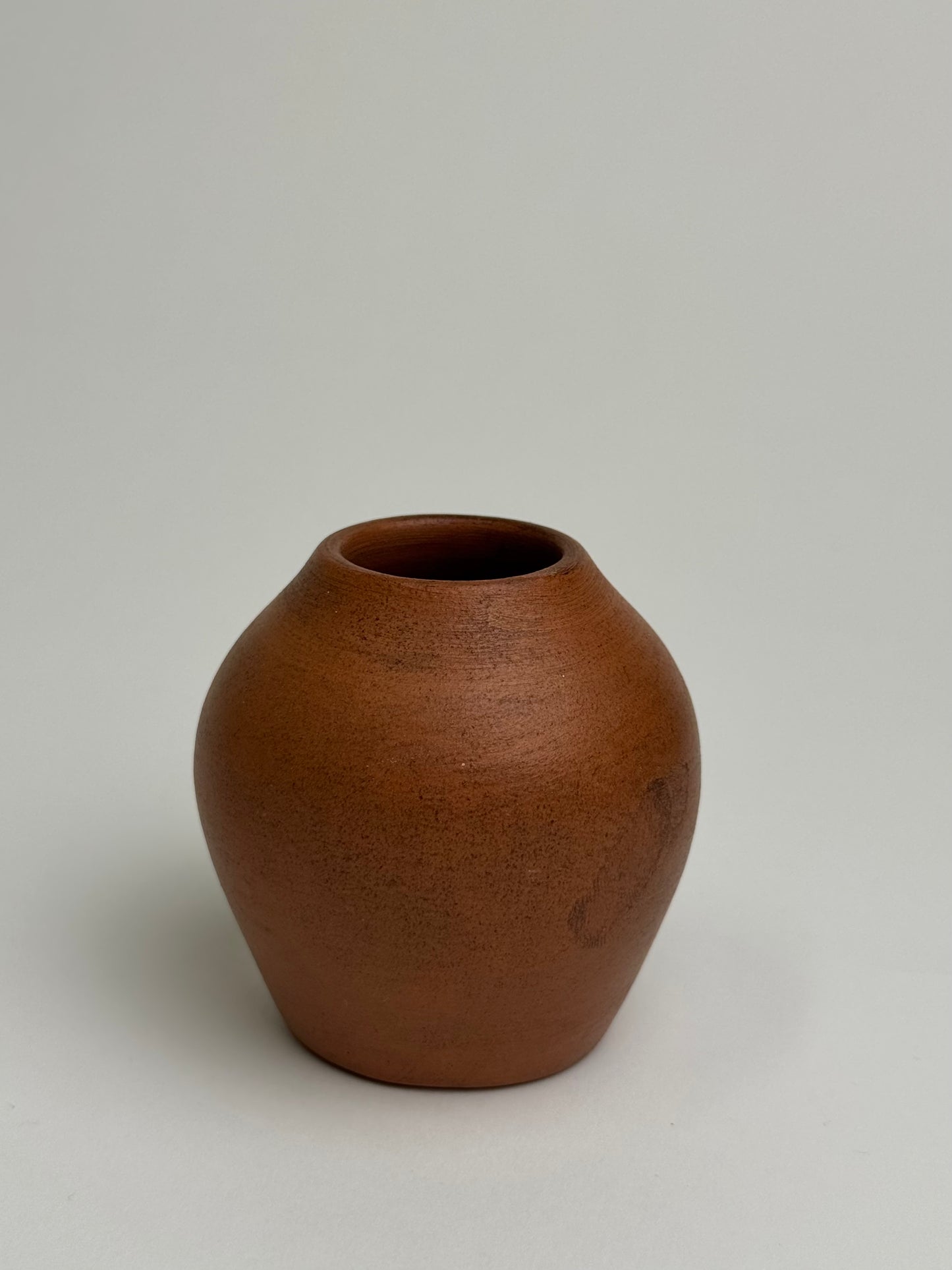 Mini Vintage Rounded Terracotta Pot