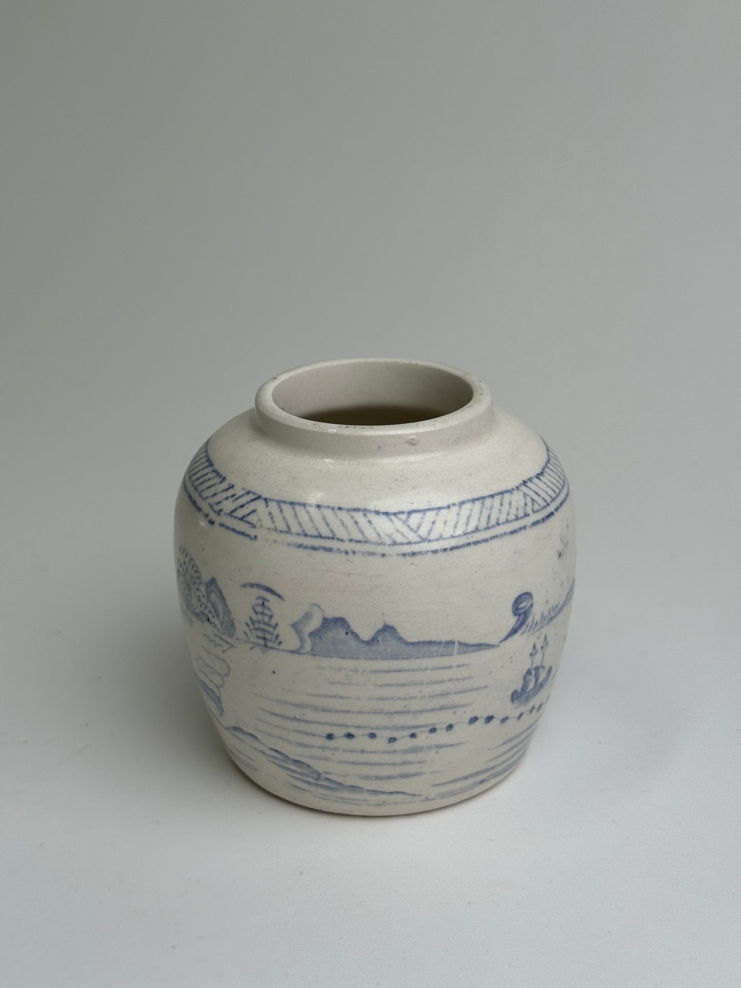 Vintage Chinese Ginger Jar