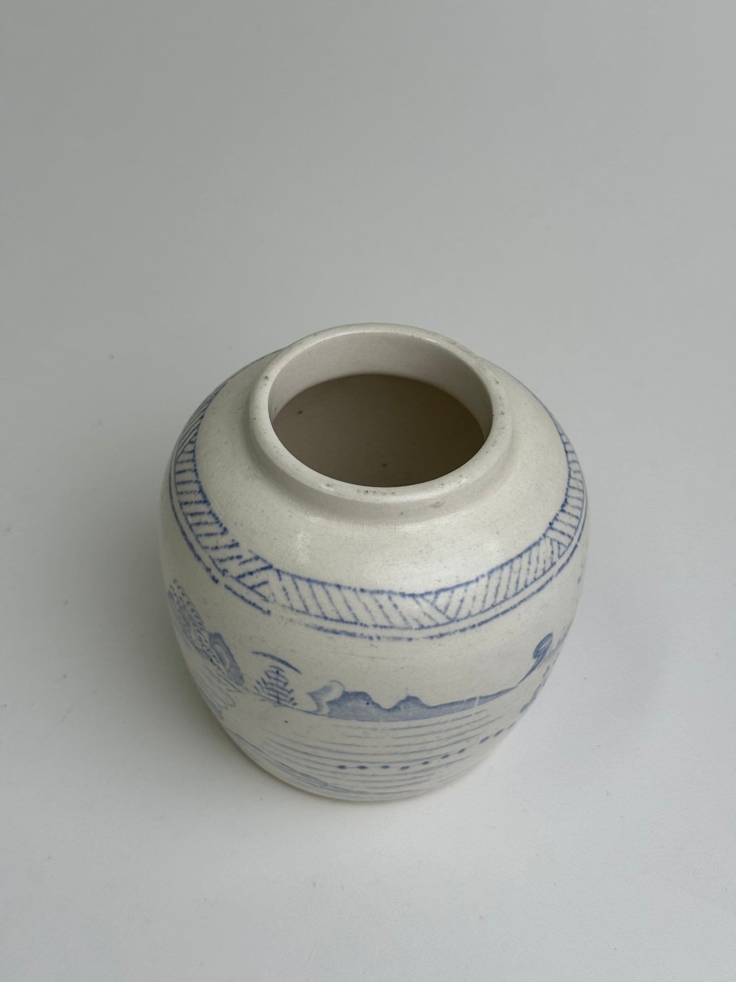 Vintage Chinese Ginger Jar