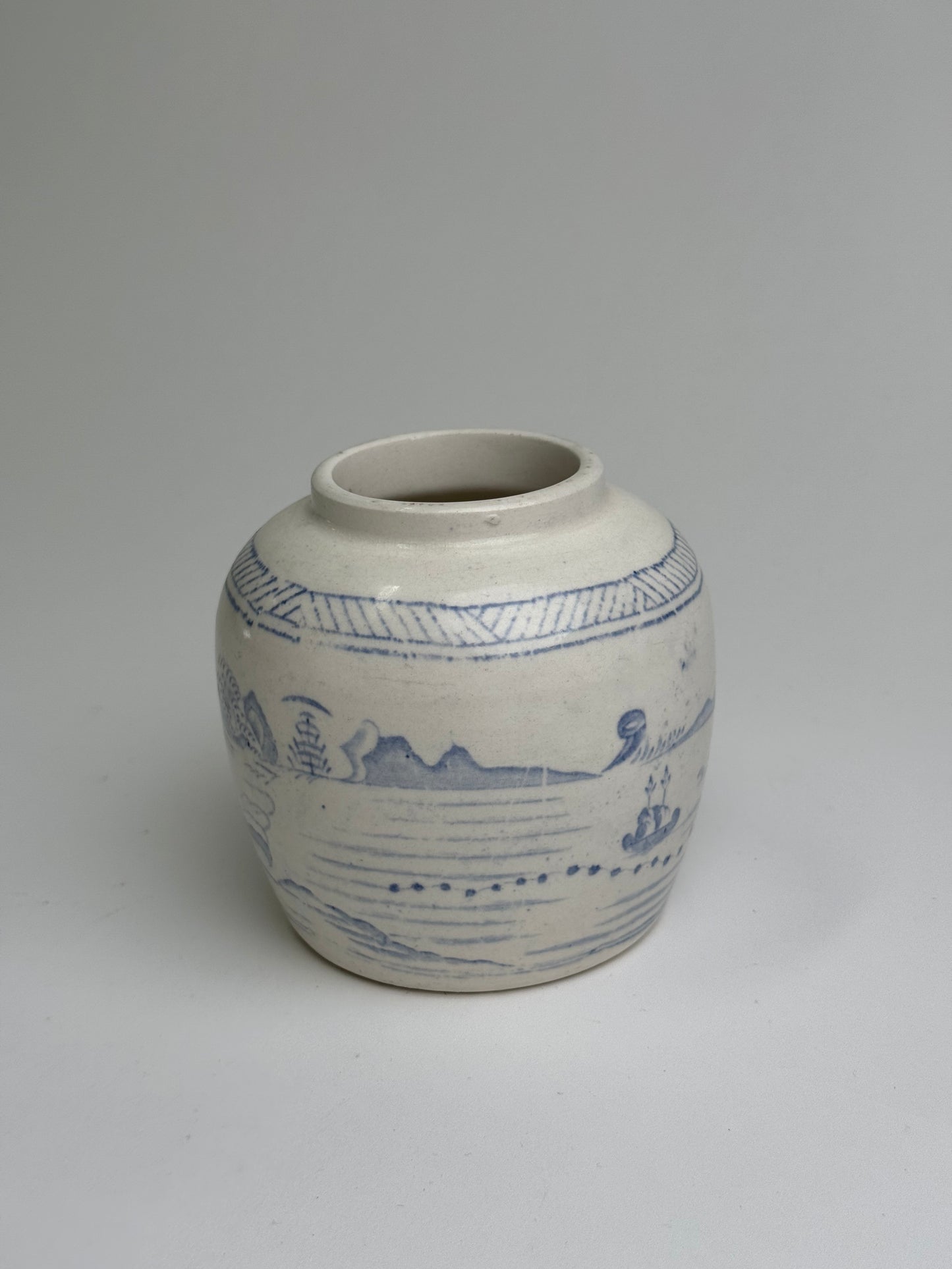 Vintage Chinese Ginger Jar