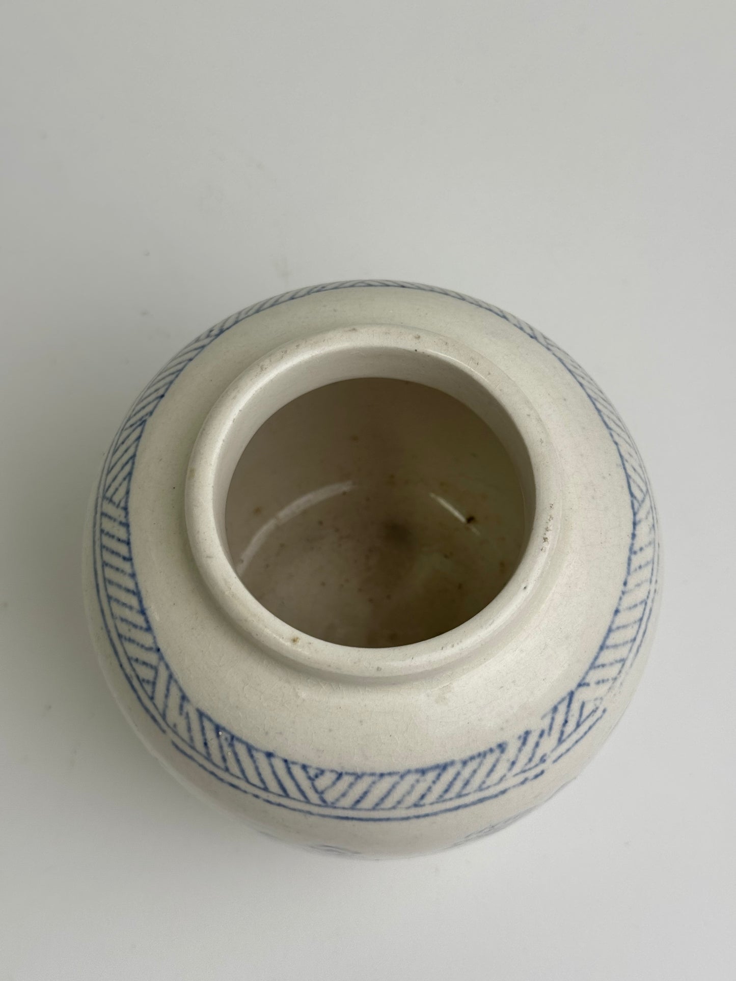 Vintage Chinese Ginger Jar