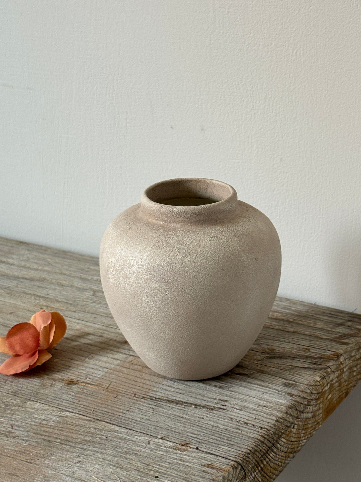 Up-cycled | WATERTIGHT Small Stone Effect Rounded Pot