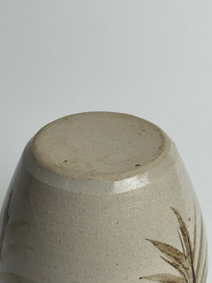 Vintage Neutral Patterned Pot