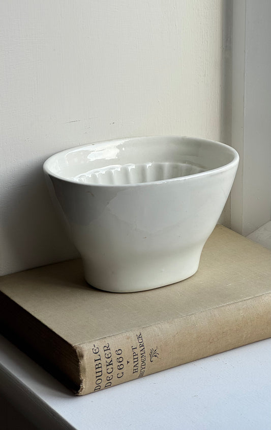 Vintage White Jelly Mould