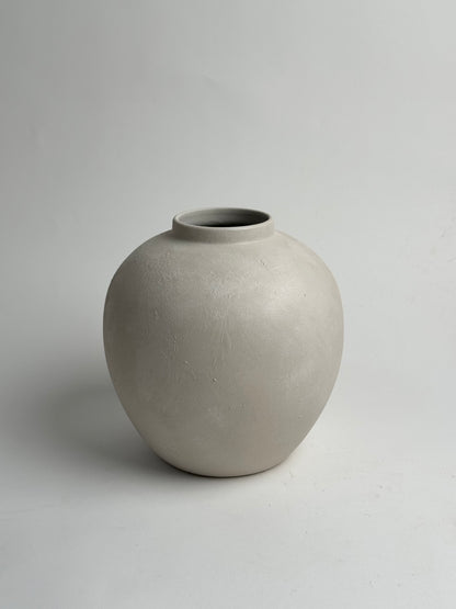 Up-Cycled | Watertight Round Off-White Vase