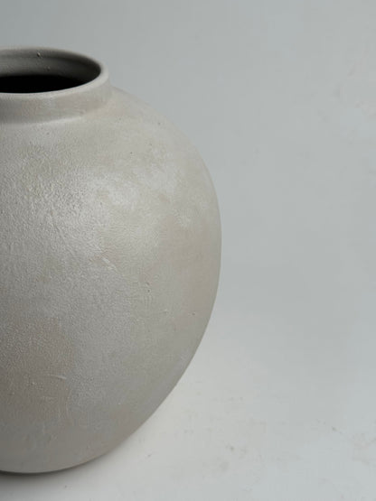 Up-Cycled | Watertight Round Off-White Vase