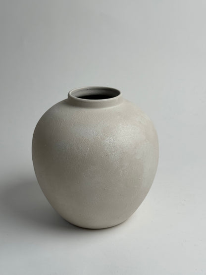 Up-Cycled | Watertight Round Off-White Vase