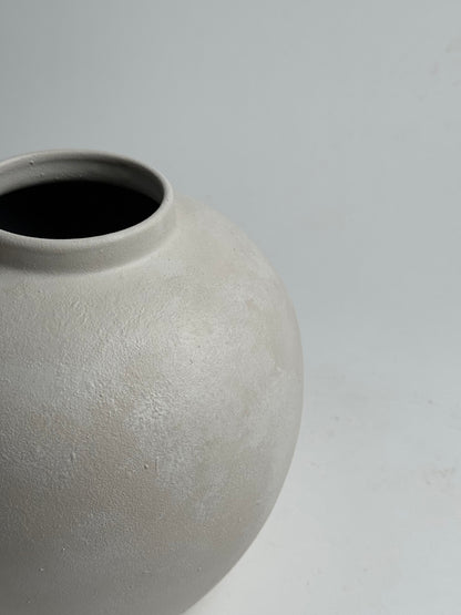 Up-Cycled | Watertight Round Off-White Vase