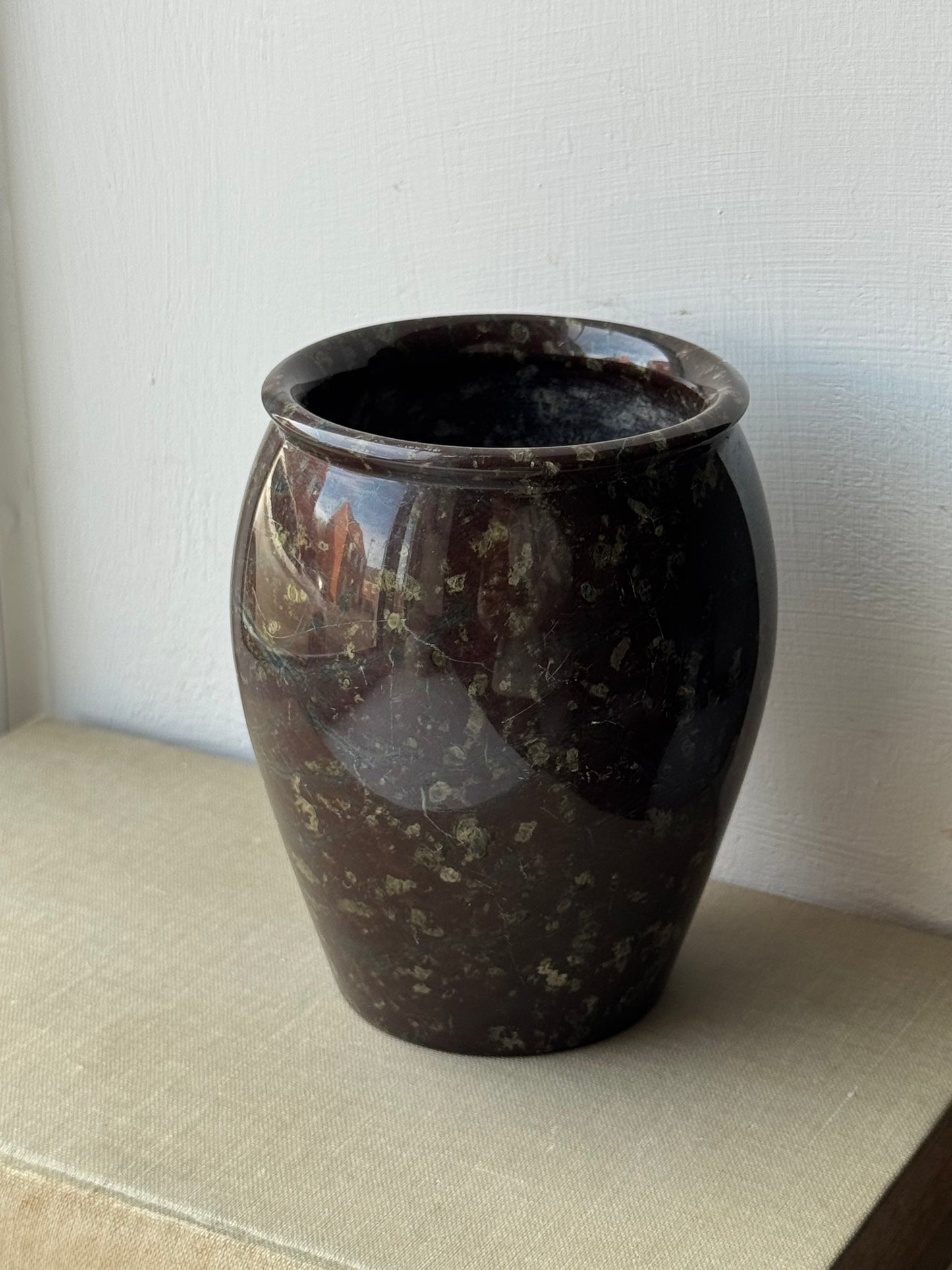 Small Deep Brown Marble Pot