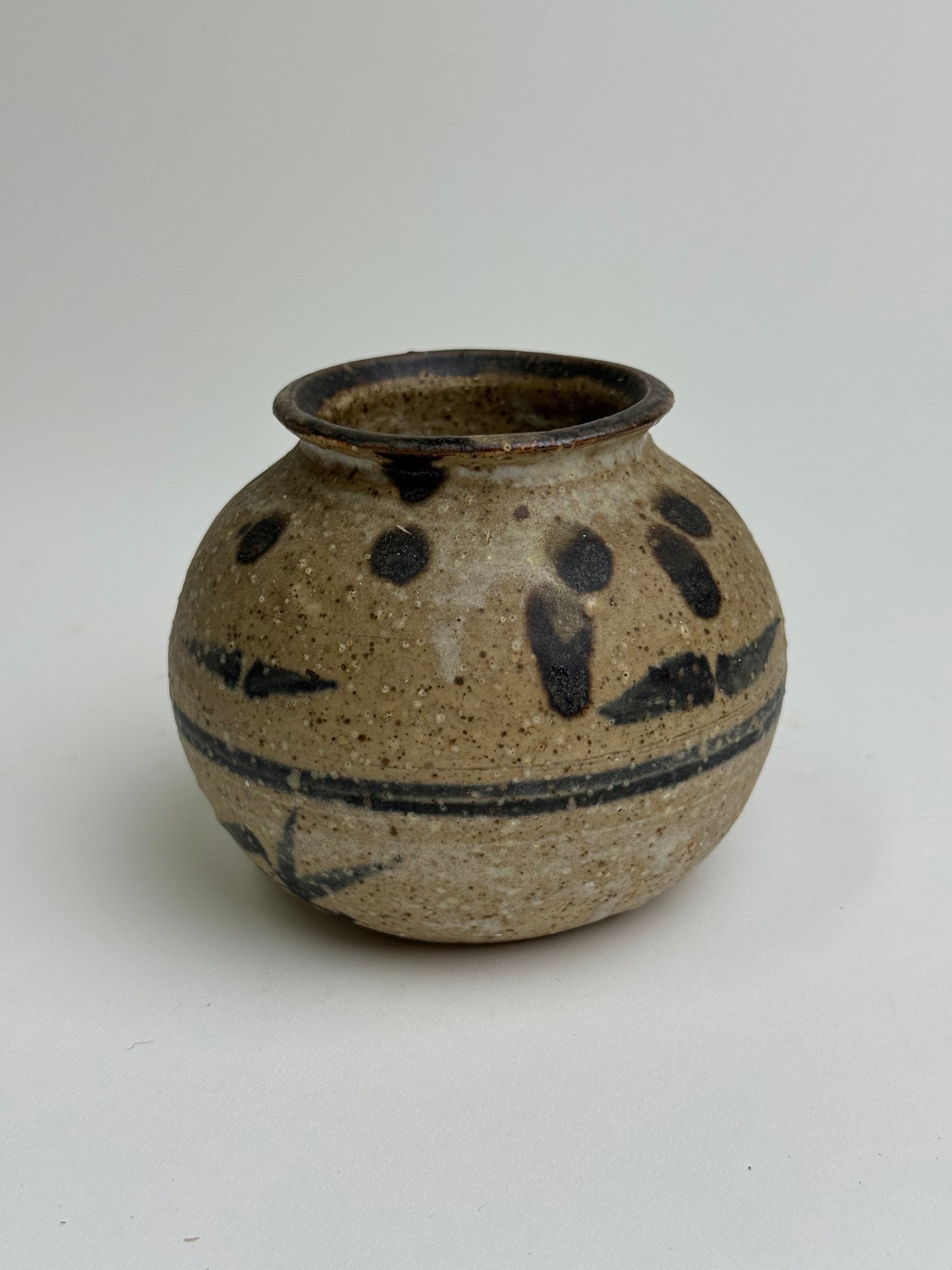 Vintage Earthenware Rounded Patterned Pot