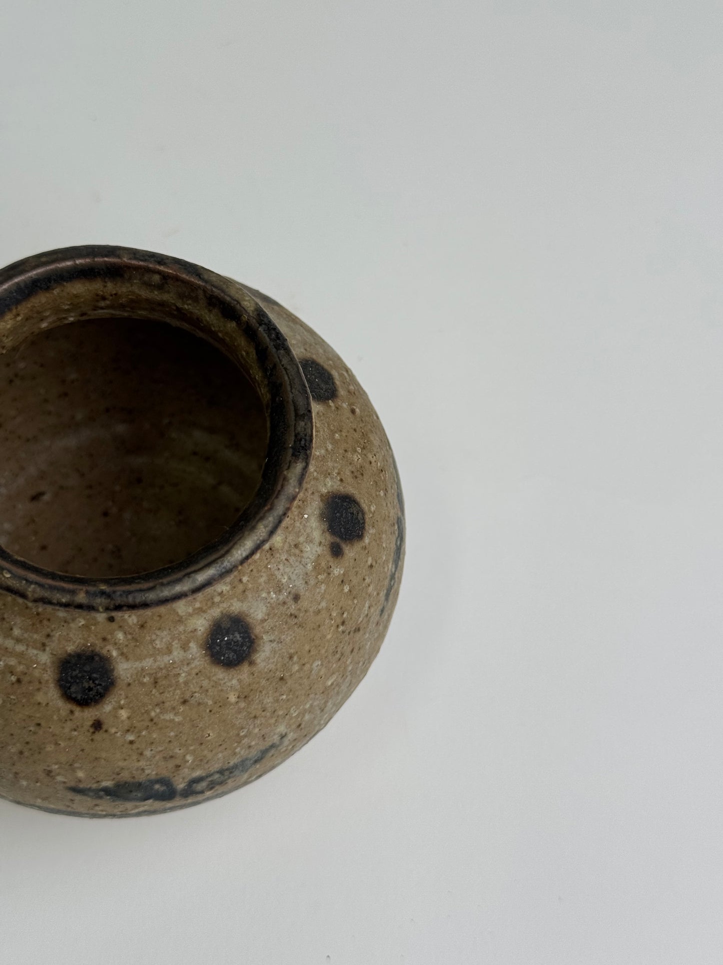 Vintage Earthenware Rounded Patterned Pot