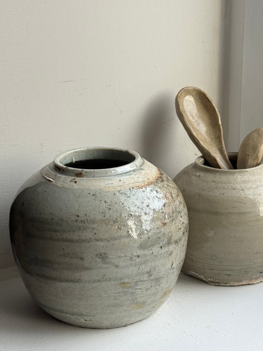 Round Speckled Glaze Ginger Jar