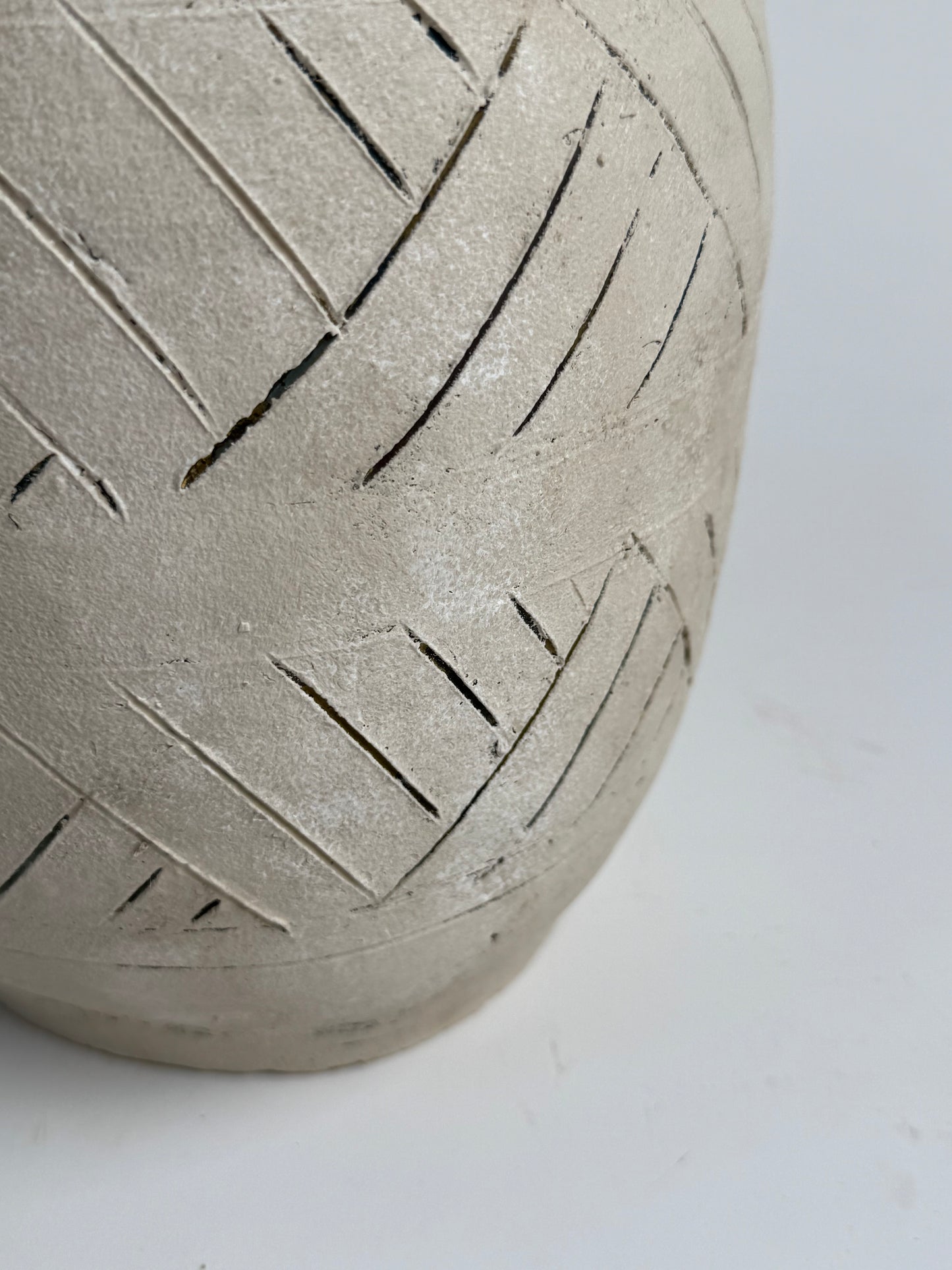Up-Cycled | Large Neutral Beige Geometric Pot