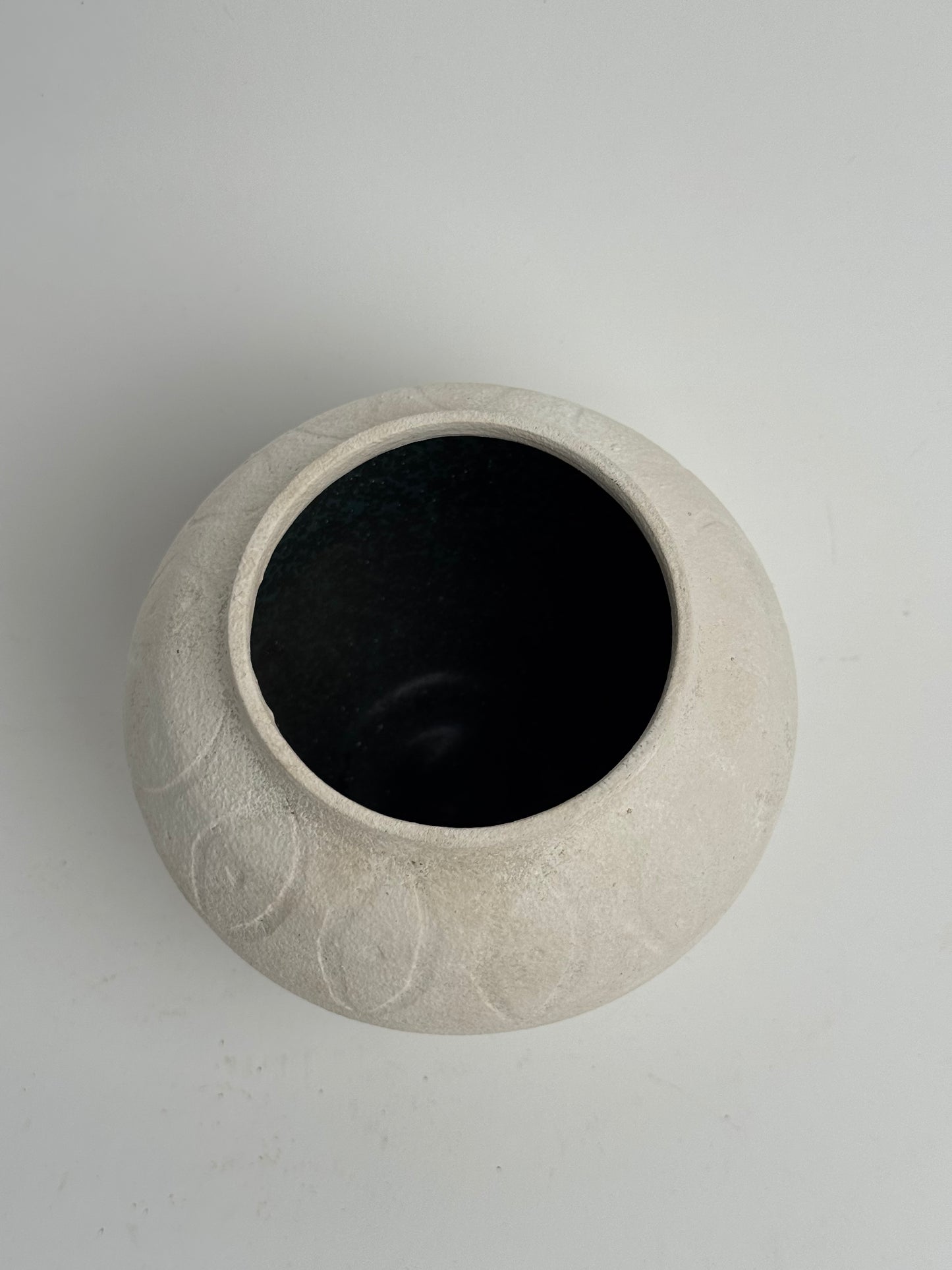 Up-Cycled | Round Neutral Tapered Pattern Vase